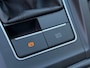 Volkswagen Golf 1.5 TSI,Stuurverw,Airco,Carplay,Cruise Adaptief,lane control,Front control,Stoelverw,isofix,
