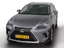 Lexus NX 300h AWD Luxury Edition | Dealer Onderhouden | Trekhaak | Stoel+stuurverwarming | Lederen bekleding | Voorstoelen Elektrisch Verstelbaar | Elektrische Achterklep | Cruise Control Adaptive |