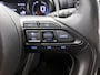 Toyota Yaris 1.5 Hybrid Executive | Dealer onderhouden | JBL | Head-Up Display | dodehoek detectie | stoel+stuurverwarming | Draadloze telefoonlader | Pakeersensoren voor+achter | Navigatie | Apple CarPlay/Android Auto |