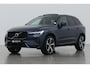 Volvo XC60 T8 Plug-in hybrid Plus Dark | ACC | Luchtvering | Panoramadak | Trekhaak | Harman/Kardon | 360° Camera | BLIS