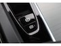 Volvo XC60 T8 Plug-in hybrid Plus Dark | ACC | Luchtvering | Panoramadak | Trekhaak | Harman/Kardon | 360° Camera | BLIS