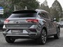 Volkswagen T-Roc 1.5TSI 150pk R-Line Pano Trekh LED 19-Inch Keyless DAB ACC Side/Lane Assist