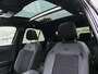 Volkswagen T-Roc 1.5TSI 150pk R-Line Pano Trekh LED 19-Inch Keyless DAB ACC Side/Lane Assist