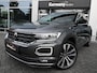 Volkswagen T-Roc 1.5TSI 150pk R-Line Pano Trekh LED 19-Inch Keyless DAB ACC Side/Lane Assist