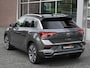 Volkswagen T-Roc 1.5TSI 150pk R-Line Pano Trekh LED 19-Inch Keyless DAB ACC Side/Lane Assist