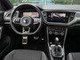 Volkswagen T-Roc 1.5TSI 150pk R-Line Pano Trekh LED 19-Inch Keyless DAB ACC Side/Lane Assist