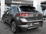Volkswagen T-Roc 1.5TSI 150pk R-Line Pano Trekh LED 19-Inch Keyless DAB ACC Side/Lane Assist