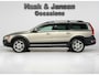 Volvo XC70 2.0 T5 FWD Momentum Panoramadak Leder Cruise