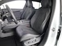 Volkswagen ID.7 Pro Business 77 kWh accu, 210 kW / 286 pk Limousin | Navigatie | Camera | Elektrische klep |