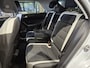 Volkswagen T-Roc 1.5 TSI Sport 150pk | Twotone | Virtual | Trekhaak | Camera | Android/Carplay
