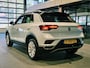 Volkswagen T-Roc 1.5 TSI Sport 150pk | Twotone | Virtual | Trekhaak | Camera | Android/Carplay