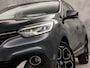 Renault Kadjar 1.2 TCe Bose Automaat (APPLE CARPLAY, NAVIGATIE, CLIMATE, KEYLESS, SPORTSTOELEN, GETINT GLAS, TREKHAAK, CRUISE, NIEUWSTAAT)