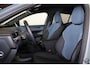 Volvo EX30 Extended Range Plus 69 kWh - Adaptive Cruise Control - Harman/Kardon audio - Parkeercamera achter - Verwarmde voorstoelen & stuur - Parkeersensoren voor & achter - Draadloze tel. lader - Extra getint glas - 19' LMV
