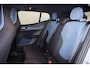 Volvo EX30 Extended Range Plus 69 kWh - Adaptive Cruise Control - Harman/Kardon audio - Parkeercamera achter - Verwarmde voorstoelen & stuur - Parkeersensoren voor & achter - Draadloze tel. lader - Extra getint glas - 19' LMV