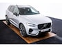 Volvo XC60 2.0 T8 Plug-in hybrid AWD Ultimate Dark Panoramadak - Adaptieve Cruise Control - Harman kardon - Stoelverwarming voor/achter - Stuurwielverwarming - Stoelen voor elektrisch verstelbaar -