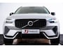 Volvo XC60 2.0 T8 Plug-in hybrid AWD Ultimate Dark Panoramadak - Adaptieve Cruise Control - Harman kardon - Stoelverwarming voor/achter - Stuurwielverwarming - Stoelen voor elektrisch verstelbaar -