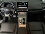 Hyundai Kona Electric EV Premium 64 kWh SOH97%|1E EIG DEALEROND|HEADUP|STOEL&STUURVRM+VERKOELING|LEDER|BLINDSPOT|LANE ASS.|ADAPT.CRUISE