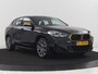 BMW X2 xDrive25e Goldplay Edition | SOH 82,1% | M Sport | Leder | Head-Up | Sportstoelen | 19'' velgen | Sfeerverlichting | Camera | Stoelverwarming | Navigatie | Full LED | Keyless | DAB | Park Assist | Memory | PHEV | Plug In