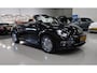 Volkswagen Beetle Cabriolet 1.4 TSI Karmann 150pk Automaat Leer/Alcantara App connect 18 inch Navigatie Carplay PDC Cruise Boekjes aanwezig Nette staat