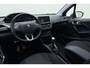 Peugeot 208 1.2 PureTech Allure | Trekhaak | Achteruitrijcamera | Panoramadak | Navigatie | Airco | Climate control | Bluetooth koppeling