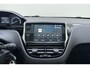 Peugeot 208 1.2 PureTech Allure | Trekhaak | Achteruitrijcamera | Panoramadak | Navigatie | Airco | Climate control | Bluetooth koppeling