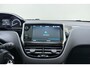 Peugeot 208 1.2 PureTech Allure | Trekhaak | Achteruitrijcamera | Panoramadak | Navigatie | Airco | Climate control | Bluetooth koppeling