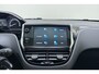 Peugeot 208 1.2 PureTech Allure | Trekhaak | Achteruitrijcamera | Panoramadak | Navigatie | Airco | Climate control | Bluetooth koppeling