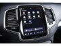 Volvo XC90 2.0 T8 Plug-in hybrid AWD Ultra Dark Trekhaak - Panoramadak - Adaptieve Cruise Control - Harman Kardon - Head up - Stoelverwarming voor/achter - Zongordijnen achterportieren - Visual Park Assist -