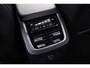 Volvo XC90 2.0 T8 Plug-in hybrid AWD Ultra Dark Trekhaak - Panoramadak - Adaptieve Cruise Control - Harman Kardon - Head up - Stoelverwarming voor/achter - Zongordijnen achterportieren - Visual Park Assist -