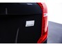 Volvo XC90 2.0 T8 Plug-in hybrid AWD Ultra Dark Trekhaak - Panoramadak - Adaptieve Cruise Control - Harman Kardon - Head up - Stoelverwarming voor/achter - Zongordijnen achterportieren - Visual Park Assist -