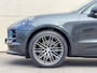 Porsche Macan 3.0 S Luchtvering-Sport chrono-ACC-Pano-21"-Keyless-18 V Stoelen