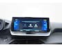Peugeot e-2008 EV GT Pack 50 kWh | Achteruitrijcamera | Cruise control | Climate control | Navigatie | Apple/Android carplay | Stoelverwarming | Parkeersensoren voor/achter | Stuurbediening