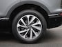Audi Q6 e-tron edition performance 100 kWh | Adaptive cruise control | 360 graden camera | Dodehoekdetectie | Stuurverwarming | Climate control | Carbon pakket | Stoelverwarming voor & achter | Warmtepomp | Audi sound system