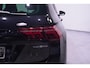 Volkswagen Tiguan 1.4 TSI eHybrid Elegance Head up Trekhaak Led matrix Parkeerhulp Stoelverwarming