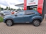 Toyota Yaris Cross 1.5 Hybrid 115 Dynamic COMFORT PACK NIEUW DIRECT UIT VOORRAAD LEVERBAAR BLIND SPOT STOEL- STUUR- EN VOORRUITVERWARMING