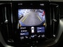 Volvo XC60 2.0 Recharge T8 AWD R-Design Panoramisch schuif/kantel dak, 360 Camera, Stoelverwarming, Harman/Kardon audio installatie, Navigatie