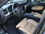 Volvo XC60 2.0 Recharge T8 AWD R-Design Panoramisch schuif/kantel dak, 360 Camera, Stoelverwarming, Harman/Kardon audio installatie, Navigatie