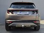Hyundai Tucson 1.6 T-GDI PHEV Comfort 4WD / Trekhaak afneembaar / Apple Carplay Android Auto / Stoelverwarming / Trekgewicht 1350 kg / Achteruitrijcamera / Draadloze telefoon lader / Keyless Entry/Start / Cruise control / Parkeersensoren voor en achter /