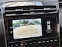 Hyundai Tucson 1.6 T-GDI PHEV Comfort 4WD / Trekhaak afneembaar / Apple Carplay Android Auto / Stoelverwarming / Trekgewicht 1350 kg / Achteruitrijcamera / Draadloze telefoon lader / Keyless Entry/Start / Cruise control / Parkeersensoren voor en achter /