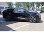 Toyota C-HR / C-HR+ FIRST EDITION 77KWH NIEUW DIRECT LEVERBAAR! STOEL/STUURVERW 20'' LM-VELGEN BLIND SPOT EL-ACHTERKLEP WARMTEPOMP NAVI PARK-SENSOREN CAMERA CLIMA APPLE/ANDROID