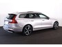 Volvo V60 T6 Recharge AWD Plus Dark - Panorama/schuifdak - IntelliSafe Assist & Surround - 360º Camera - Harman/Kardon audio - Verwarmde voorstoelen, stuur & achterbank - Parkeersensoren voor & achter - Elektr. bedienb. voorstoelen met geheugen - Head up display - Extra getint glas - 19' LMV