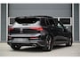 Volkswagen Golf 2.0 TSI GTI CLUBSPORT 300 PK / PANO / NURBURGRING / IQ LIGHT / HEAD UP / HARMAN KARDON / CAMERA / BLACK PACK