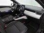 Renault Clio 1.0 TCe Initiale Paris | Apple Carplay / Android Auto | Achteruitrijcamera | Stoelverwarming | Parkeersensoren |