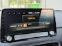 Hyundai Kona Electric EV Limited 64 kWh / Dealer Onderhouden / Origineel Nederlands / SOH 100% / Lederen Bekleding / Elektrisch Vertelbare Stoelen / Navigatie + Apple Carplay & Android Auto / Stoelverwarming & Verkoeling / Warmtepomp / 3 Fase /