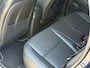 Hyundai Kona Electric EV Limited 64 kWh / Dealer Onderhouden / Origineel Nederlands / SOH 100% / Lederen Bekleding / Elektrisch Vertelbare Stoelen / Navigatie + Apple Carplay & Android Auto / Stoelverwarming & Verkoeling / Warmtepomp / 3 Fase /