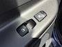 Hyundai Kona Electric EV Limited 64 kWh / Dealer Onderhouden / Origineel Nederlands / SOH 100% / Lederen Bekleding / Elektrisch Vertelbare Stoelen / Navigatie + Apple Carplay & Android Auto / Stoelverwarming & Verkoeling / Warmtepomp / 3 Fase /
