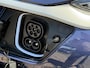 Hyundai Kona Electric EV Limited 64 kWh / Dealer Onderhouden / Origineel Nederlands / SOH 100% / Lederen Bekleding / Elektrisch Vertelbare Stoelen / Navigatie + Apple Carplay & Android Auto / Stoelverwarming & Verkoeling / Warmtepomp / 3 Fase /