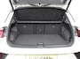 Volkswagen T-Roc 1.5 TSI DSG R-Line+Blackpack Climate control Adaptieve cruise control Panoramadak LED Navigatie Achteruitrijcamera Parkeersensoren Apple Carplay/ Android Auto Radio