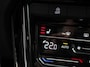 Volkswagen T-Roc 1.5 TSI DSG R-Line+Blackpack Climate control Adaptieve cruise control Panoramadak LED Navigatie Achteruitrijcamera Parkeersensoren Apple Carplay/ Android Auto Radio