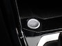 Volkswagen T-Roc 1.5 TSI DSG R-Line+Blackpack Climate control Adaptieve cruise control Panoramadak LED Navigatie Achteruitrijcamera Parkeersensoren Apple Carplay/ Android Auto Radio